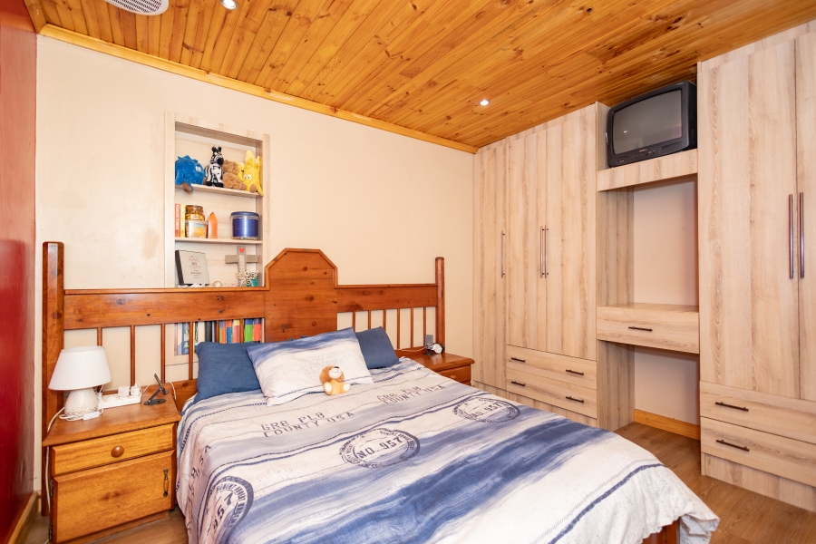 3 Bedroom Property for Sale in Protea Village Western Cape